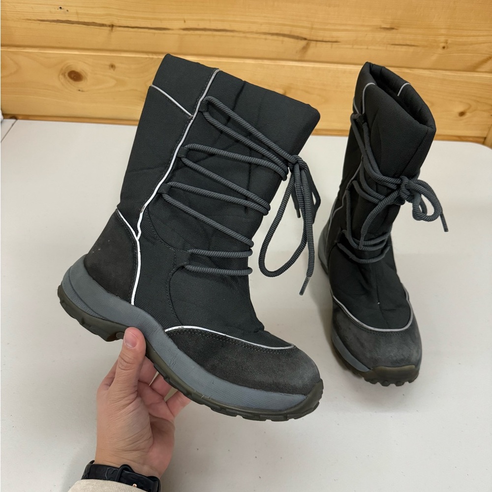 LL bean Kids Winter Snow Boots Black Insulated Girls Size 4